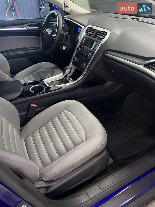 Седан Ford Fusion 2013 в Ірпені