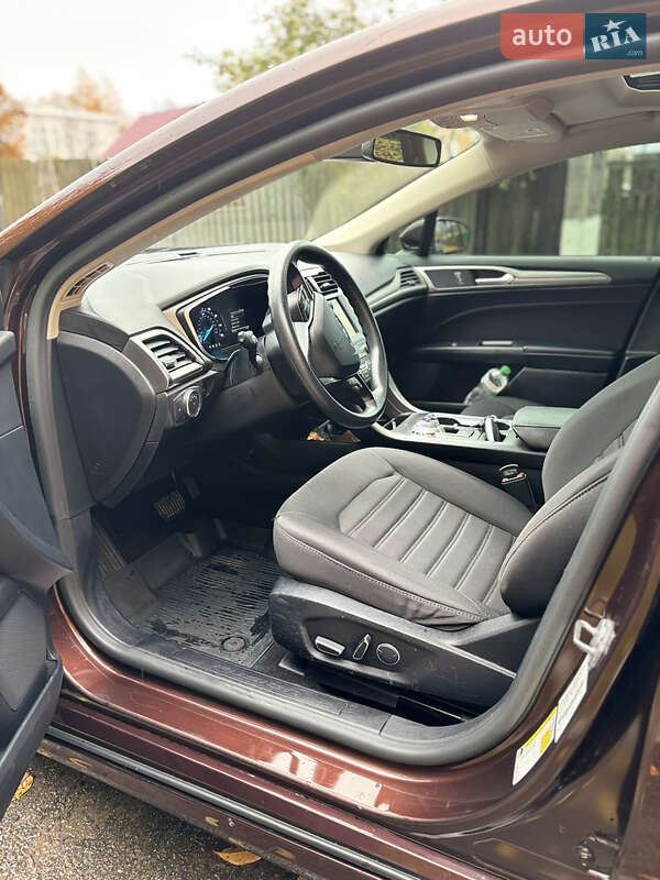 Седан Ford Fusion 2019 в Лебедині