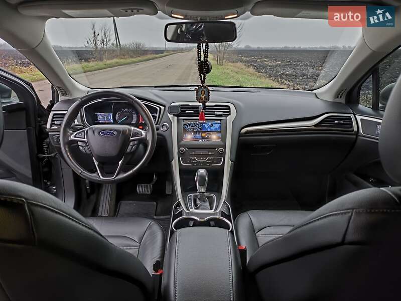 Седан Ford Fusion 2015 в Києві