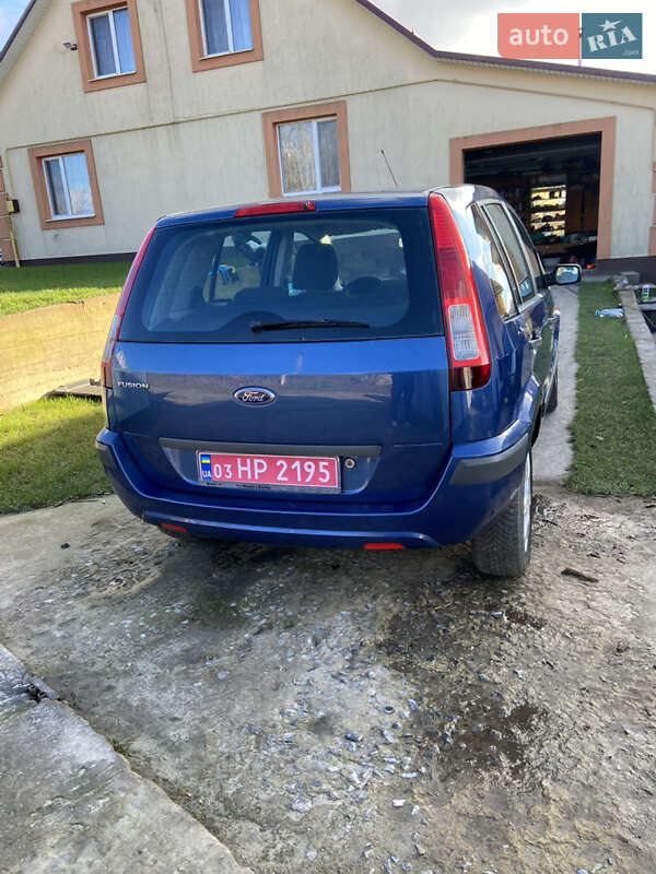 Хэтчбек Ford Fusion 2008 в Ровно