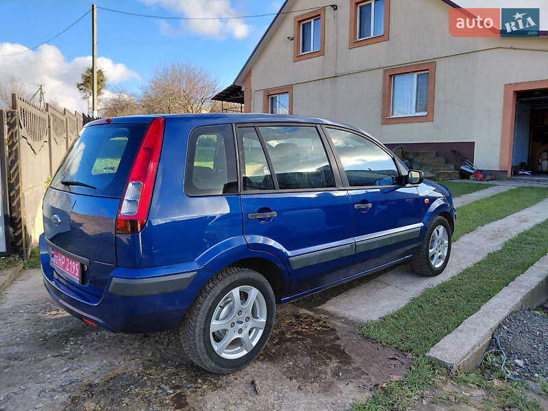 Хэтчбек Ford Fusion 2008 в Ровно