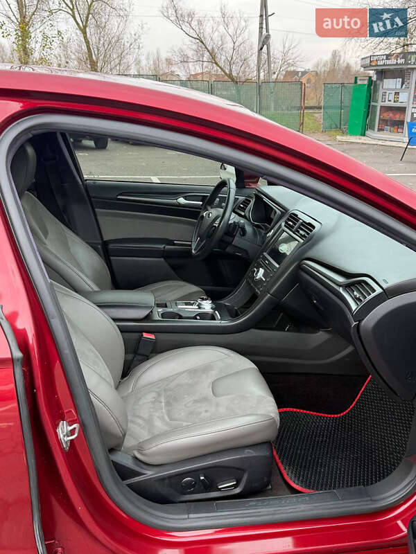 Седан Ford Fusion 2016 в Киеве