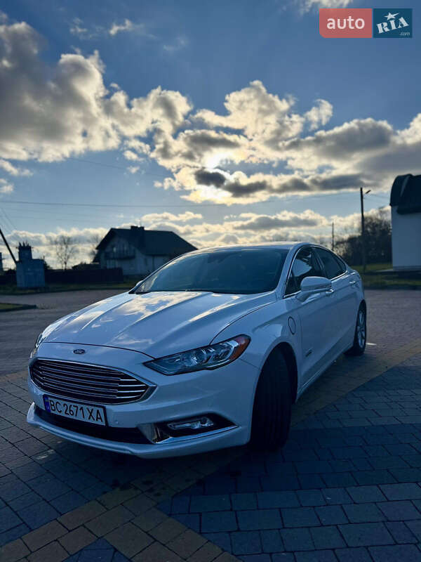 Седан Ford Fusion 2017 в Львові фото 3 Седан Ford Fusion 2017 в Львові