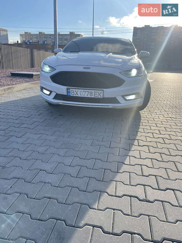 Седан Ford Fusion 2017 в Хмельницькому