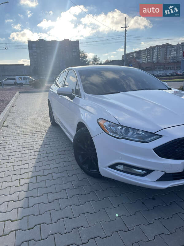 Седан Ford Fusion 2017 в Хмельницькому