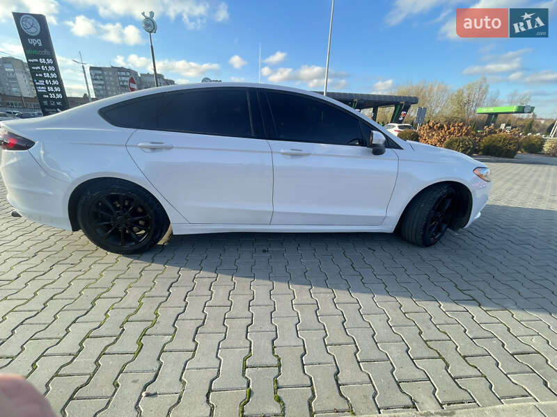 Седан Ford Fusion 2017 в Хмельницькому