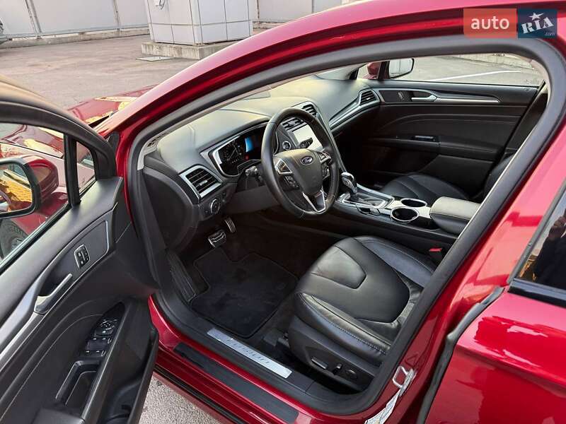 Седан Ford Fusion 2013 в Киеве