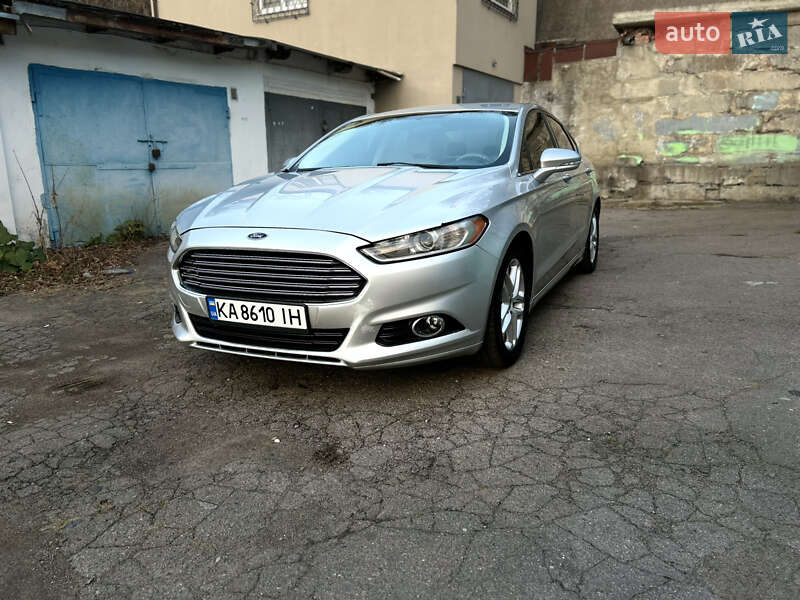 Седан Ford Fusion 2015 в Ровно фото 7 Седан Ford Fusion 2015 в Ровно
