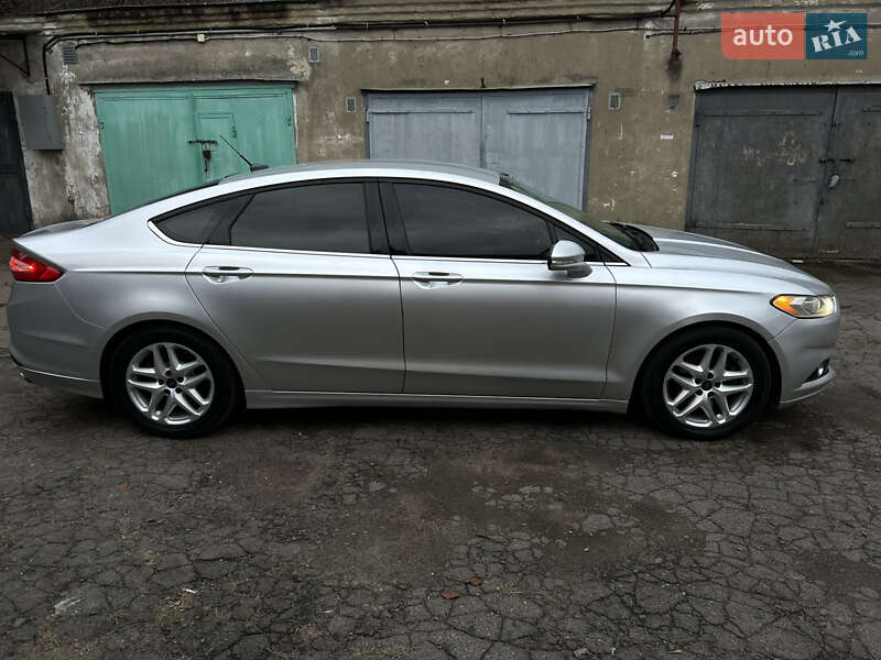 Седан Ford Fusion 2015 в Ровно фото 19 Седан Ford Fusion 2015 в Ровно