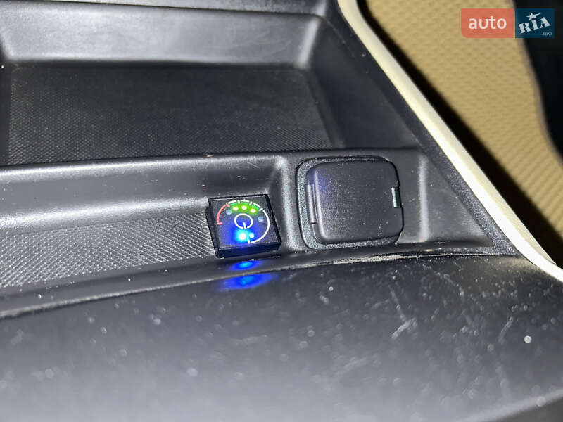 Седан Ford Fusion 2015 в Ровно фото 58 Седан Ford Fusion 2015 в Ровно