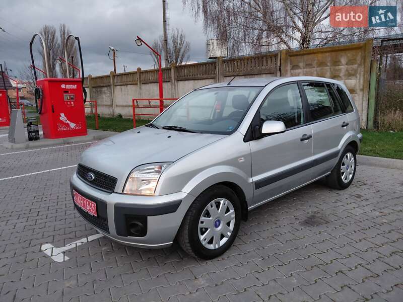 Хэтчбек Ford Fusion 2008 в Виннице