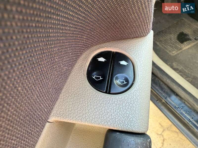 Хэтчбек Ford Fusion 2007 в Киеве