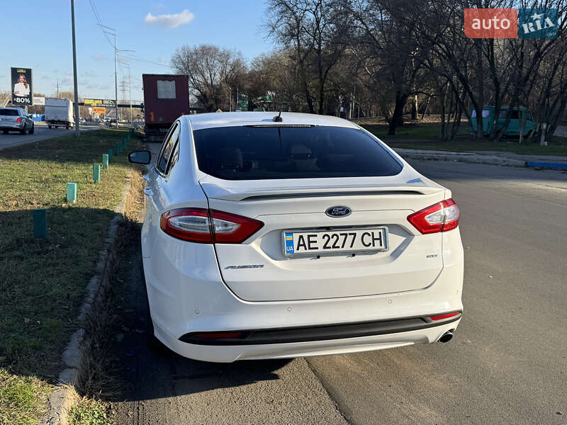 Седан Ford Fusion 2014 в Києві
