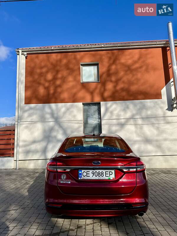 Седан Ford Fusion 2016 в Чернівцях