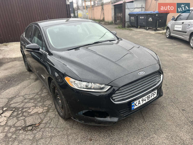 Седан Ford Fusion 2015 в Киеве