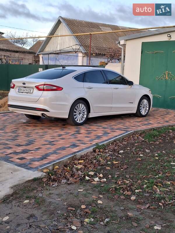 Седан Ford Fusion 2013 в Беляевке