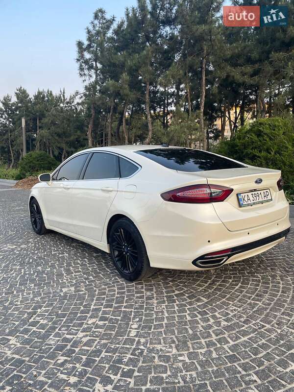 Седан Ford Fusion 2013 в Дніпрі