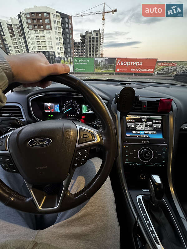 Седан Ford Fusion 2013 в Києві
