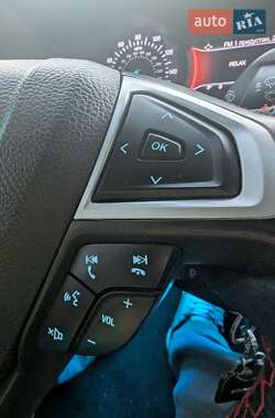 Седан Ford Fusion 2015 в Луцке