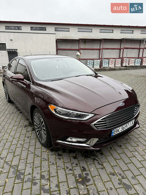 Седан Ford Fusion 2017 в Ровно