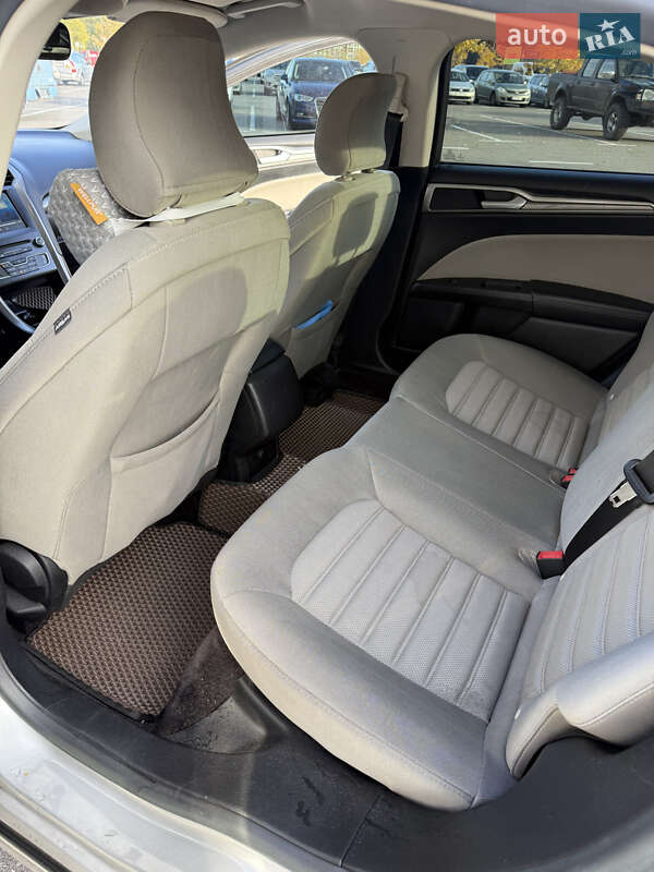 Седан Ford Fusion 2017 в Києві