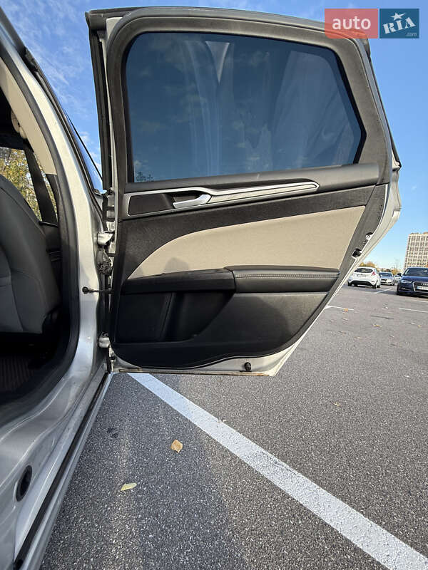 Седан Ford Fusion 2017 в Києві