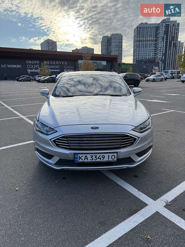 Седан Ford Fusion 2017 в Києві
