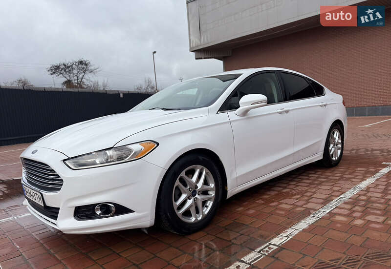 Седан Ford Fusion 2015 в Одессе