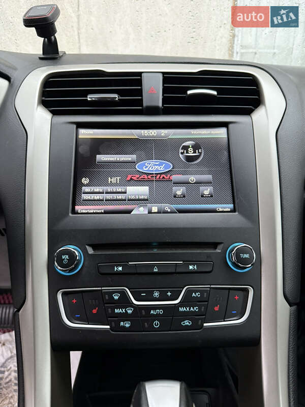 Седан Ford Fusion 2016 в Львове