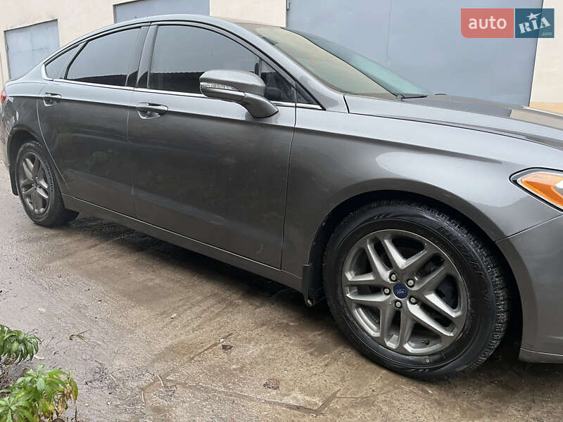 Седан Ford Fusion 2012 в Броварах