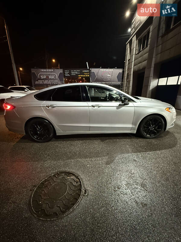 Седан Ford Fusion 2018 в Дніпрі