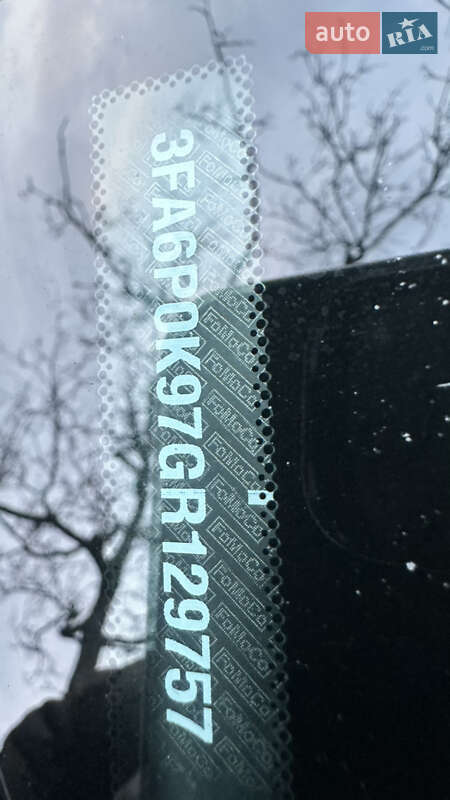 Седан Ford Fusion 2015 в Смеле