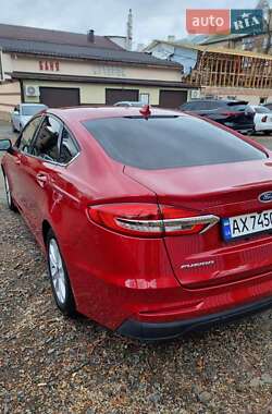 Седан Ford Fusion 2019 в Харькове