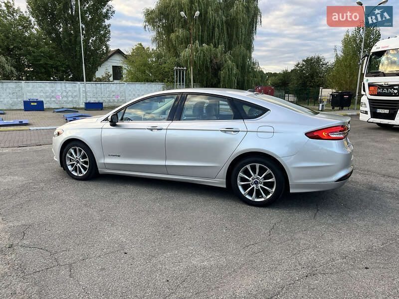 Седан Ford Fusion 2017 в Киеве фото 8 Седан Ford Fusion 2017 в Киеве