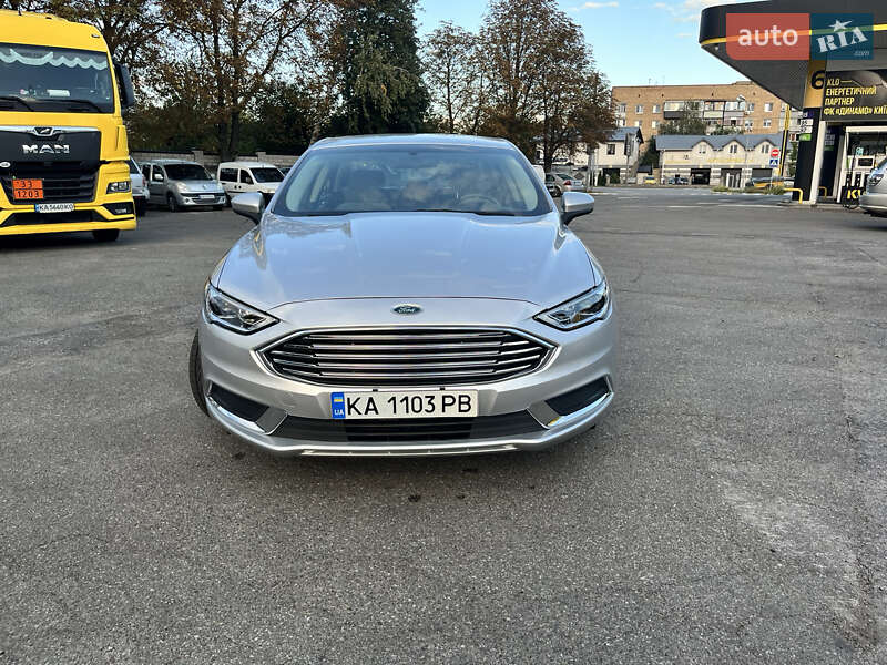 Седан Ford Fusion 2017 в Киеве фото 22 Седан Ford Fusion 2017 в Киеве