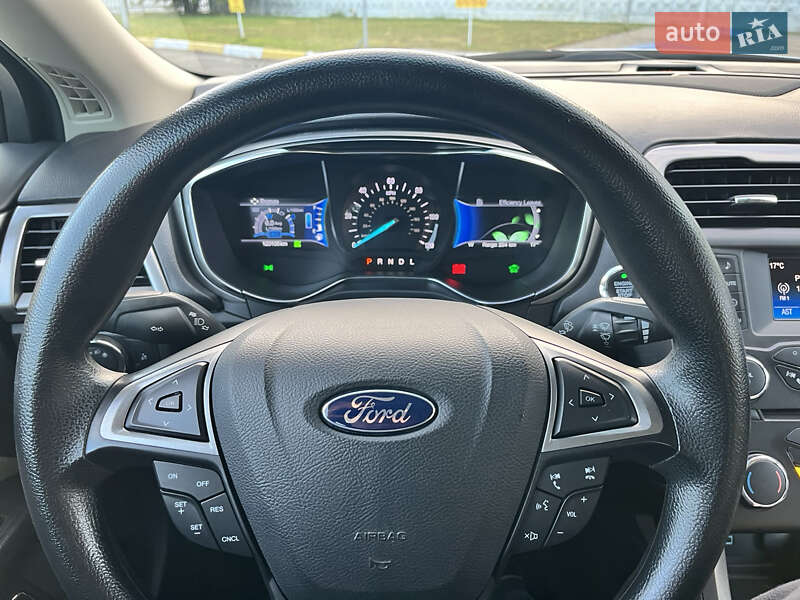 Седан Ford Fusion 2017 в Киеве фото 26 Седан Ford Fusion 2017 в Киеве