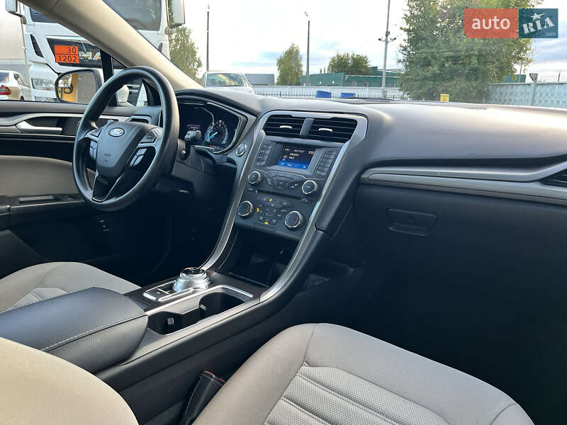 Седан Ford Fusion 2017 в Киеве фото 36 Седан Ford Fusion 2017 в Киеве