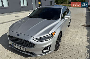 Седан Ford Fusion 2019 в Калуше