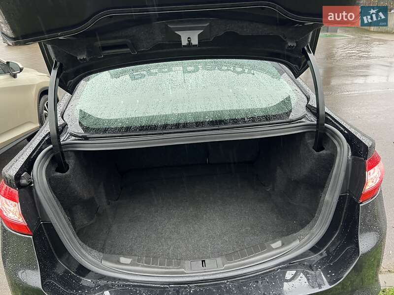 Седан Ford Fusion 2013 в Киеве