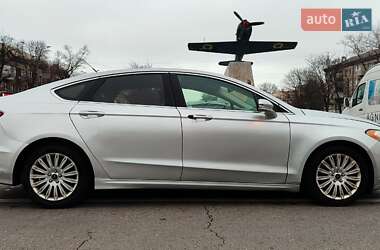 Седан Ford Fusion 2015 в Запоріжжі