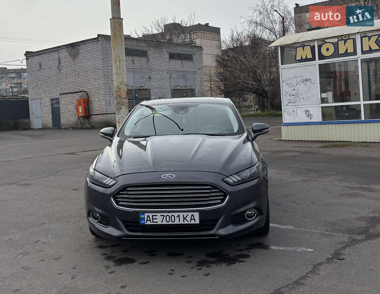 Седан Ford Fusion 2015 в Кривом Роге