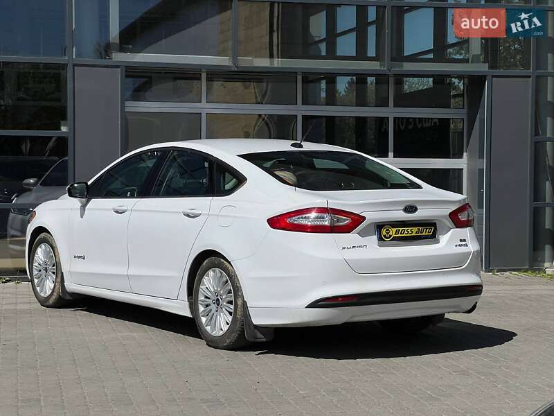 Седан Ford Fusion 2015 в Ивано-Франковске фото 6 Седан Ford Fusion 2015 в Ивано-Франковске