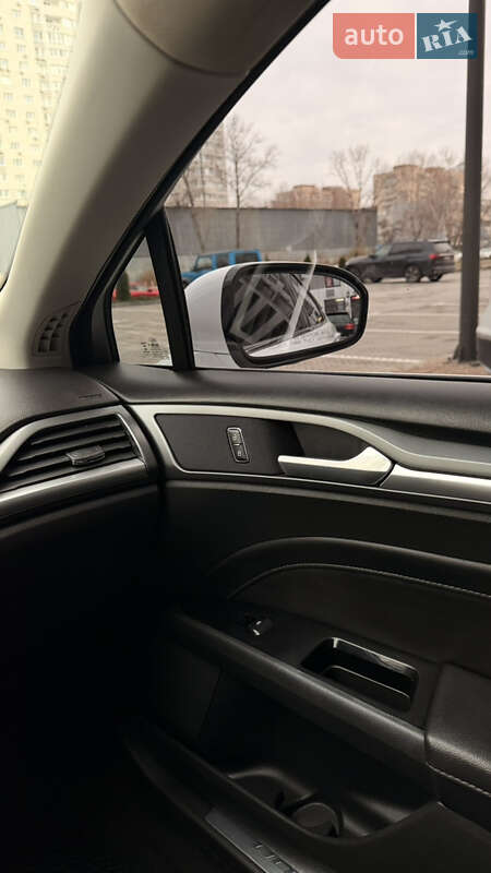 Седан Ford Fusion 2015 в Киеве фото 59 Седан Ford Fusion 2015 в Киеве