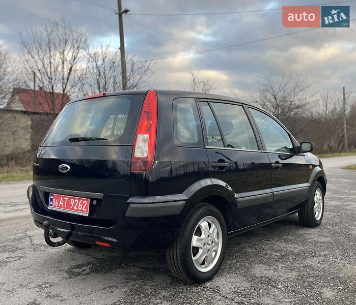 Хэтчбек Ford Fusion 2006 в Звягеле