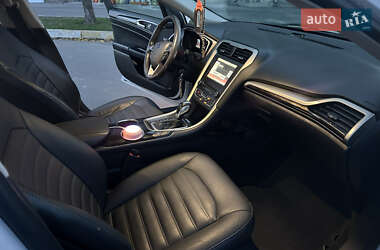 Седан Ford Fusion 2015 в Николаеве