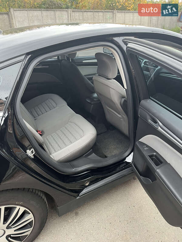 Седан Ford Fusion 2016 в Житомире