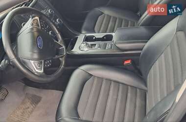 Седан Ford Fusion 2018 в Варве