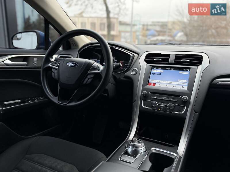 Седан Ford Fusion 2017 в Києві