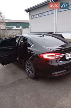 Седан Ford Fusion 2017 в Вышгороде