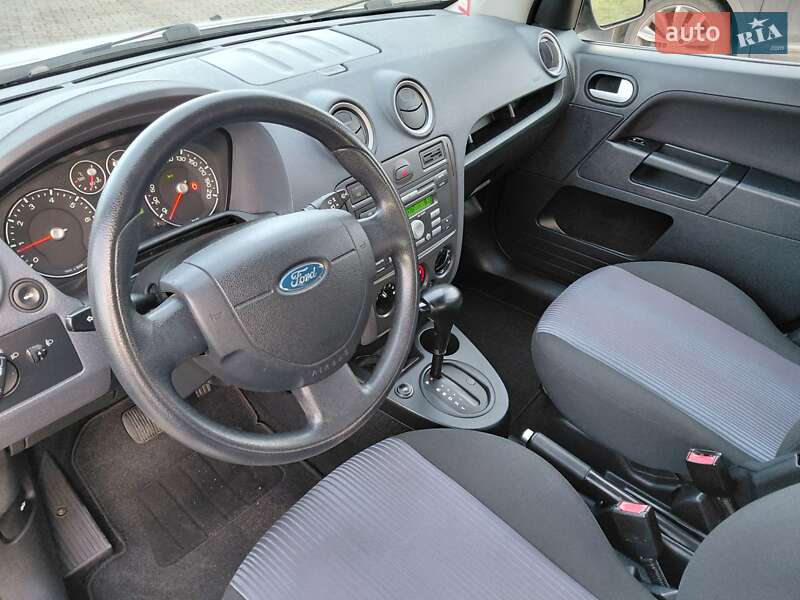 Хэтчбек Ford Fusion 2009 в Виннице
